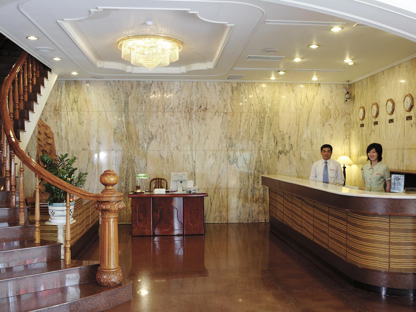 Abbo Hotel Tainan Extérieur photo